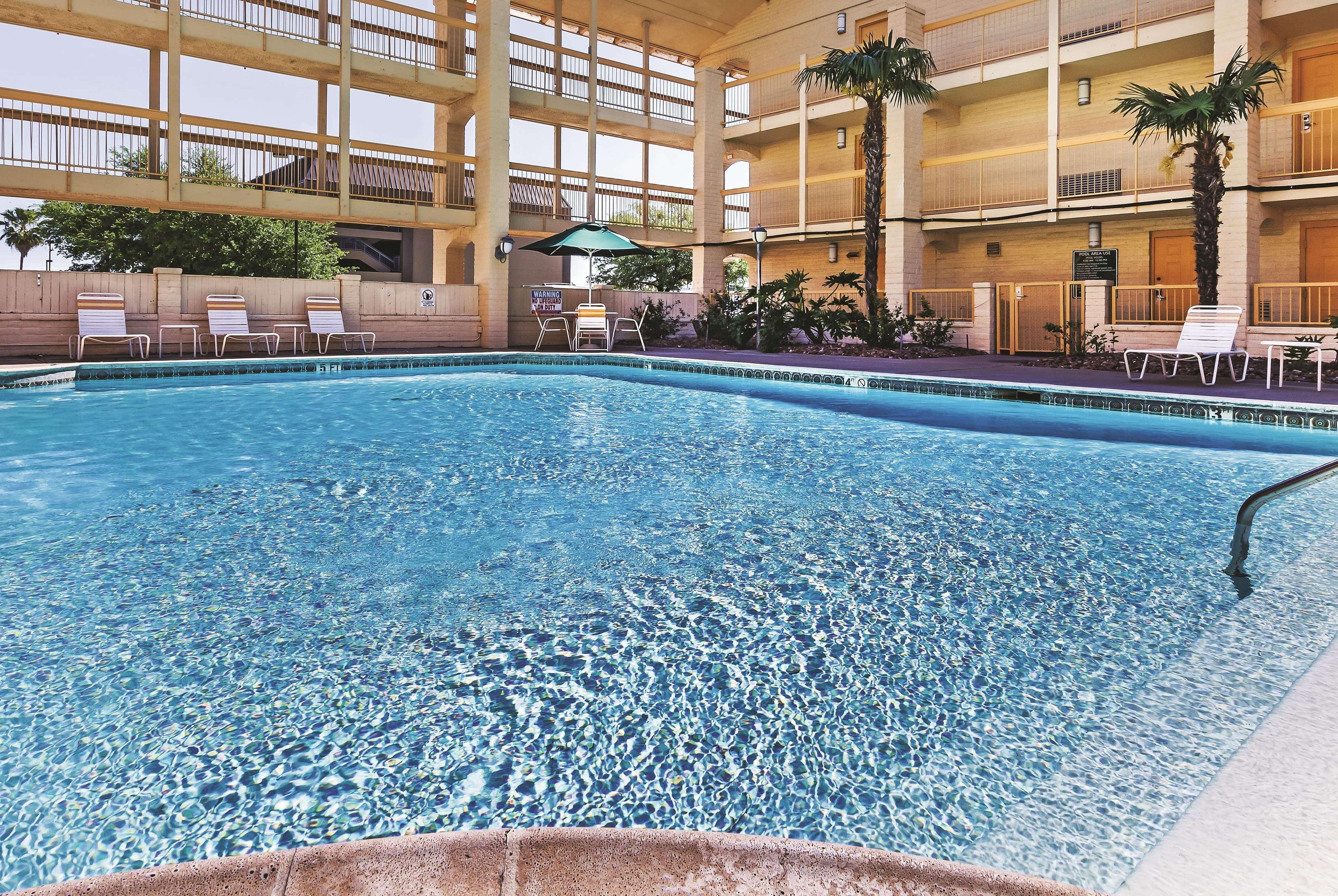 Travelodge By Wyndham Houston Cy-Fair Cypress Zewnętrze zdjęcie