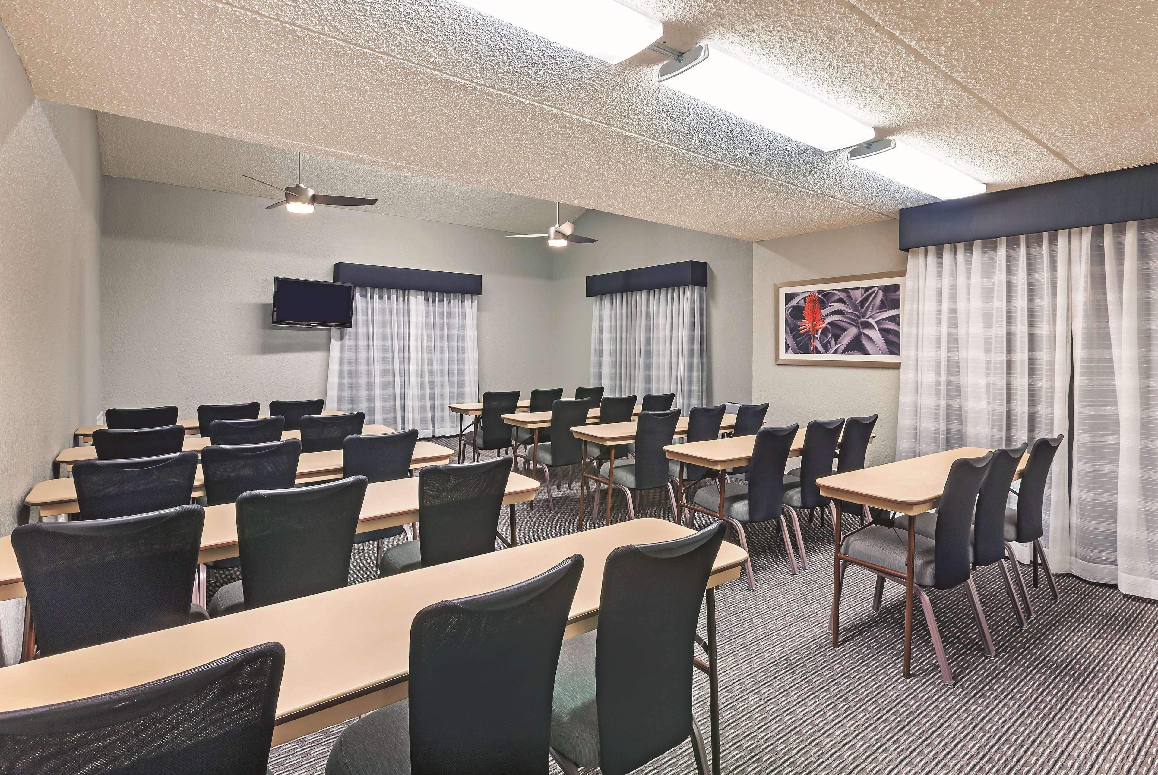 Travelodge By Wyndham Houston Cy-Fair Cypress Zewnętrze zdjęcie