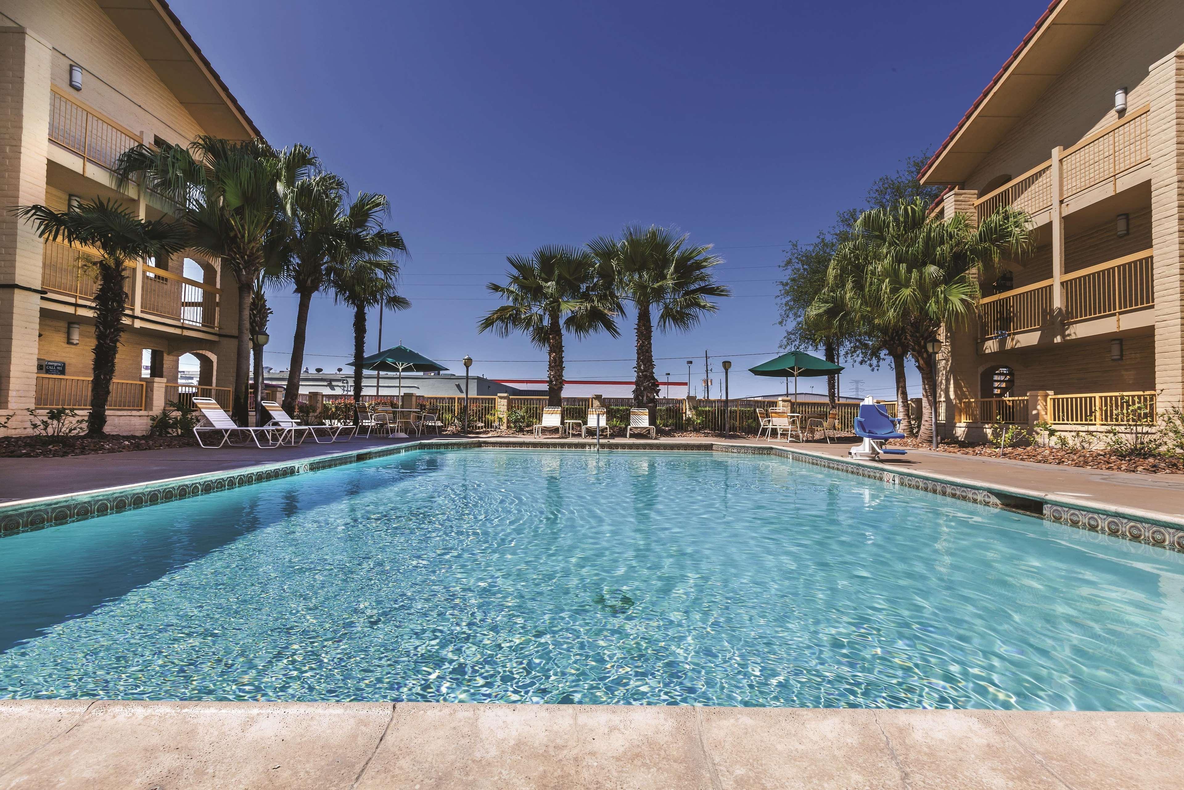 Travelodge By Wyndham Houston Cy-Fair Cypress Zewnętrze zdjęcie