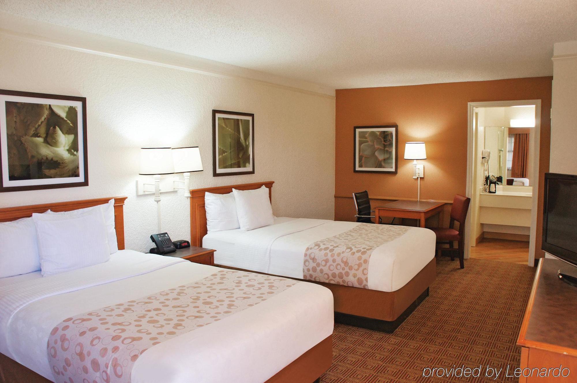 Travelodge By Wyndham Houston Cy-Fair Cypress Zewnętrze zdjęcie