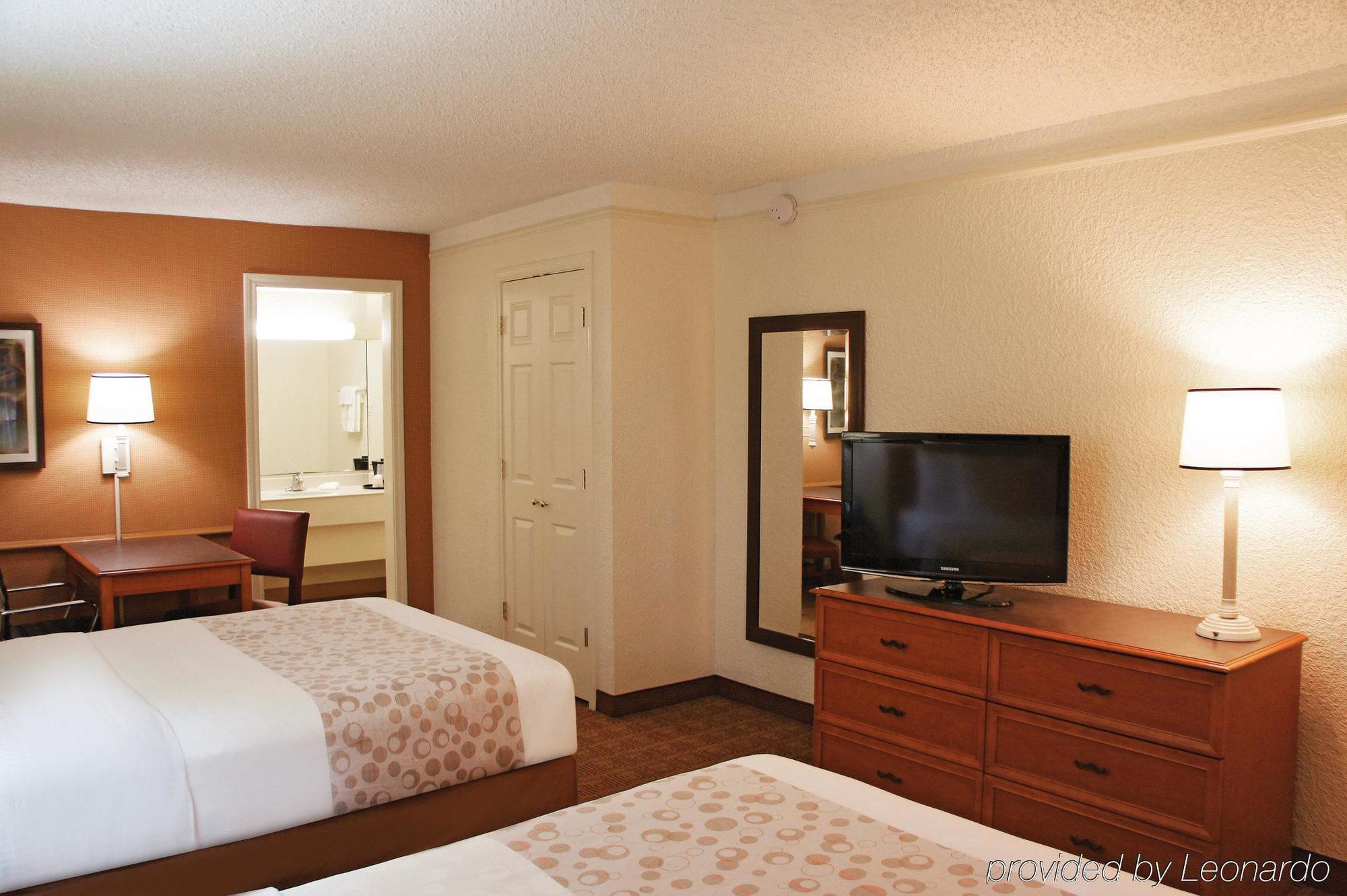 Travelodge By Wyndham Houston Cy-Fair Cypress Zewnętrze zdjęcie