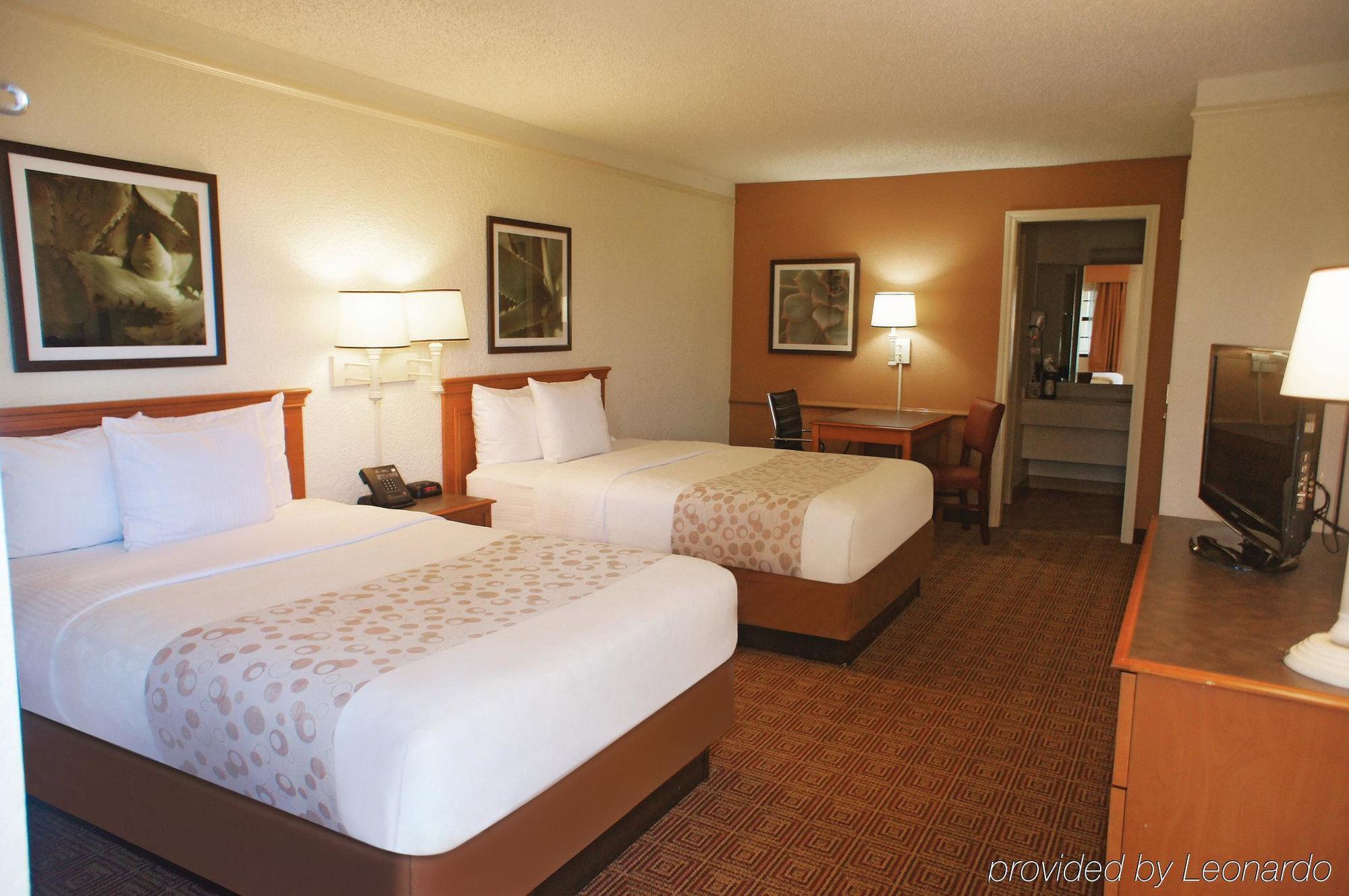 Travelodge By Wyndham Houston Cy-Fair Cypress Zewnętrze zdjęcie